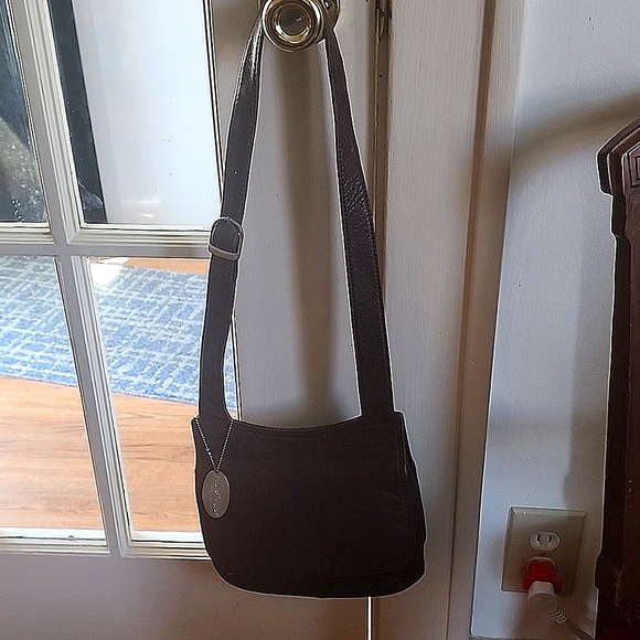 paul and taylor Handbags - Paul and Taylor genuine leather bag